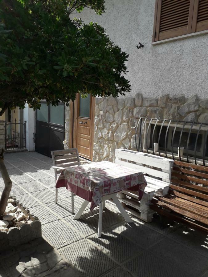 Casa Di Chiara Leilighet Terni Eksteriør bilde
