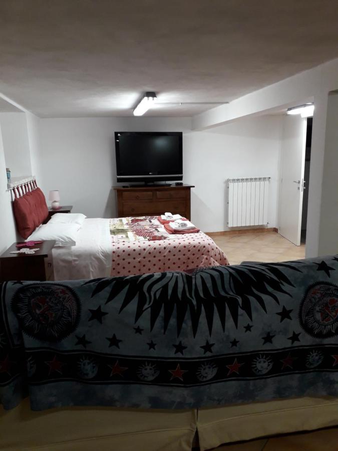 Casa Di Chiara Leilighet Terni Eksteriør bilde